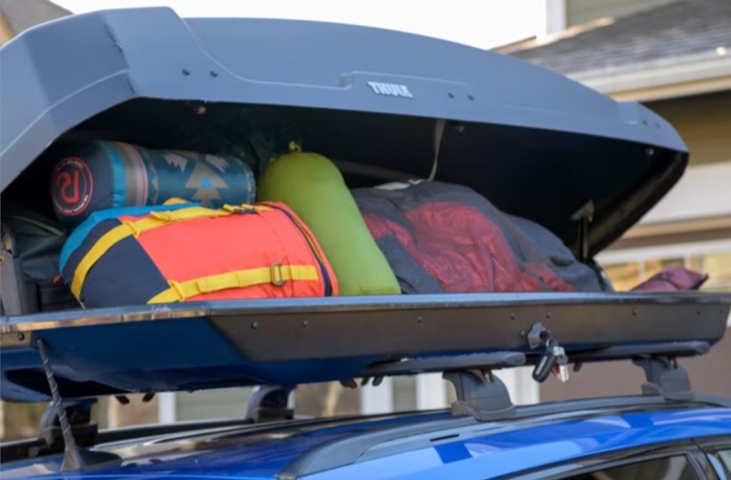 Resiko mengintai bawa barang berlebih di roof box