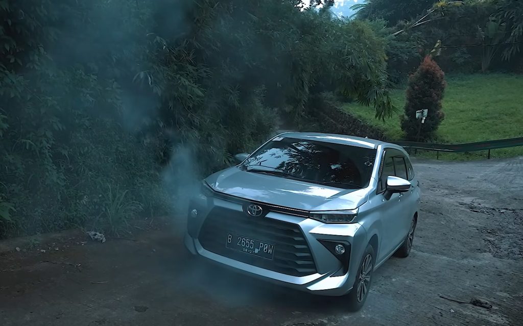 Toyota Avanza transmisi manual lebih punya daya untuk menanjak