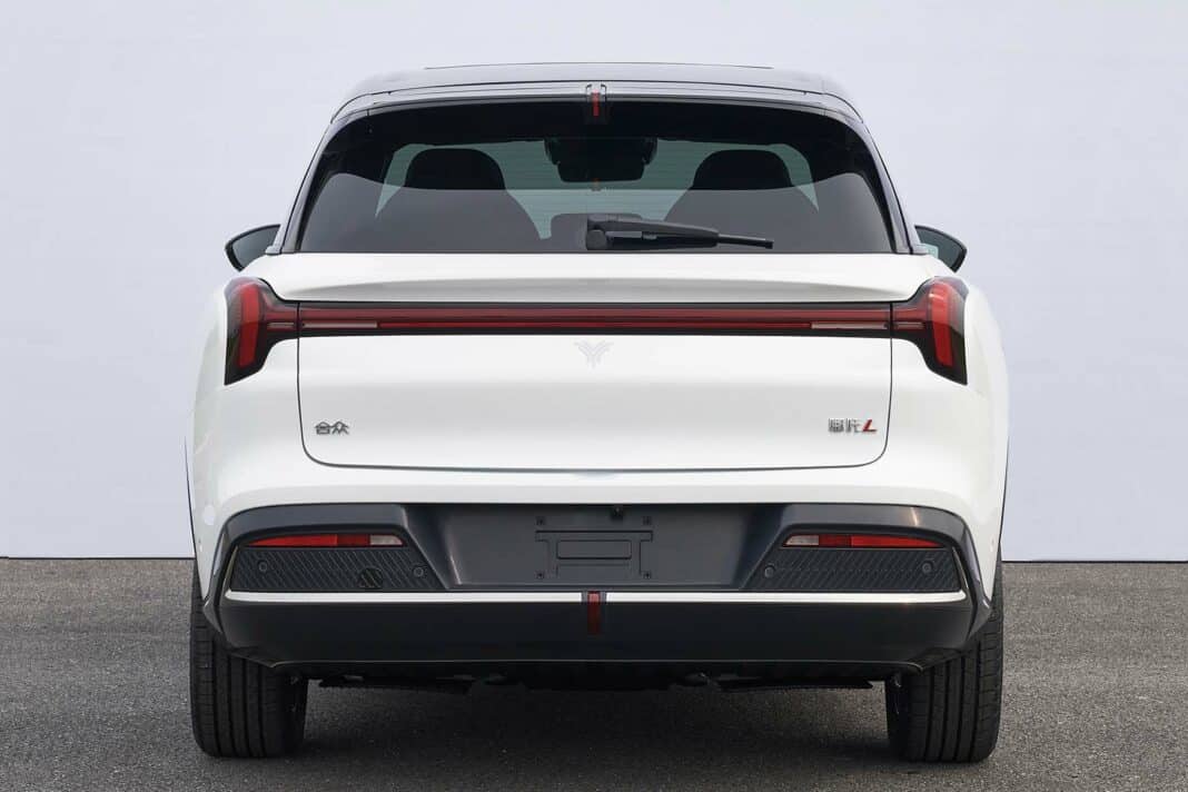 Tampilan belakang Neta L