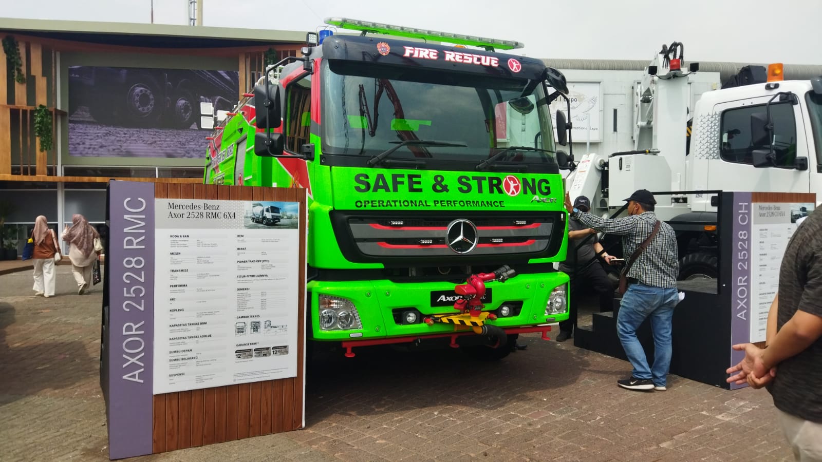 Beragam varian truk Axor ada bisa dibuat jadi mobil damkar