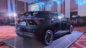 Harga MG 4 EV Turun Hampir Rp 300 Juta, Mepet Harga Wuling BinguoEV