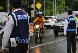 Viral Petugas Dishub Setop Mobil Pribadi, Apa Sebenarnya Wewenang Petugas Dishub di Jalan Raya?
