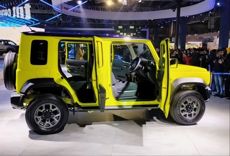 Suzuki Jimny 5 Pintu
