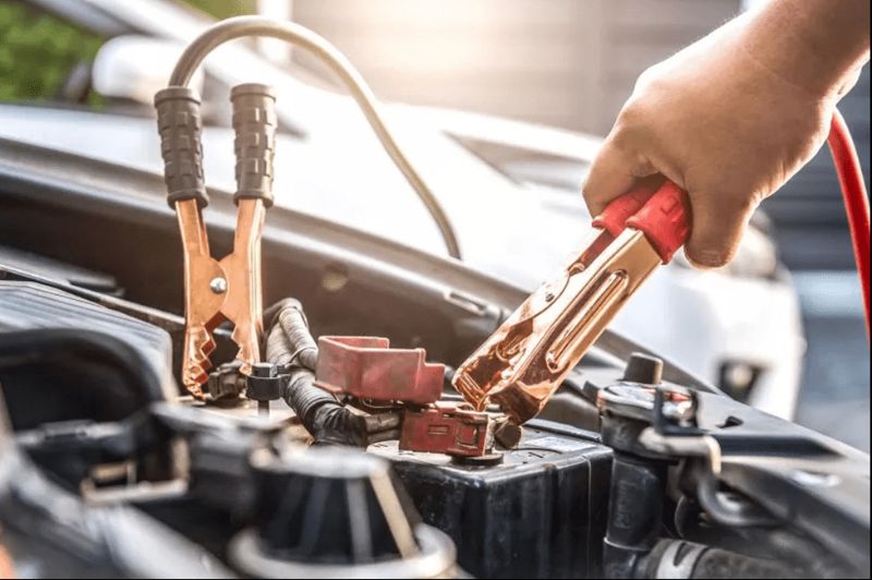 Alat Darurat di Dalam Mobil