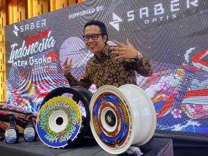 Gofar Hilman Antar Velg Lokal Turbo Bastard Edisi Spesial Debut di Jepang Bersama NMAA