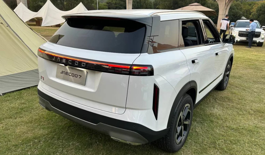 Jaecoo Pamerkan 3 Mobil Baru di IIMS 2025 Mobil Jaecoo