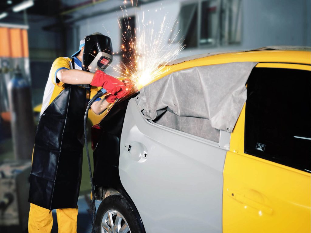 Perbaikan bodi di diler resmi Honda menjadi kepresisian