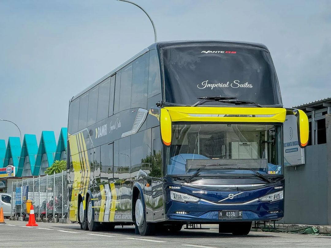 Sasis Volvo B11R jadi pilihan utama bus DAMRI rute Jakarta - Malang dan Surabaya (Foto: IG @Voxy.1tr)