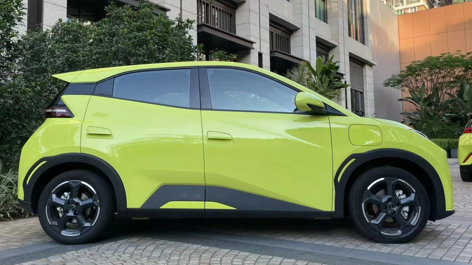 BYD Dolphin Mini lebih pendek dibanding Dolphin standar