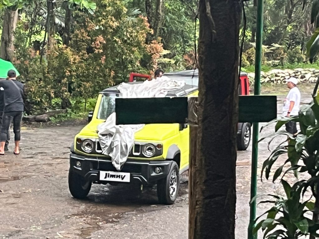 Suzuki Jimny 5 pintu tertangkap kamera jelang peluncurannya