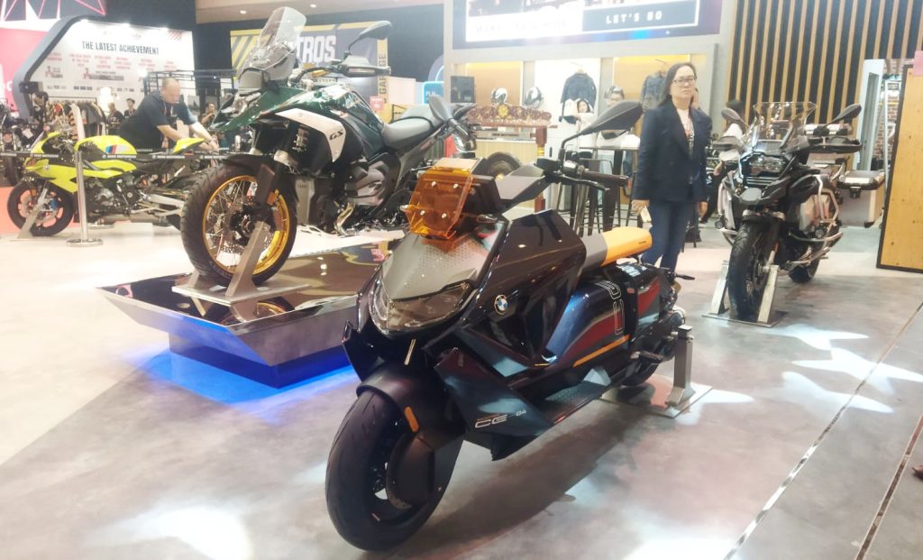 BMW Motorrad Indonesia raih best booth di IIMS 2024