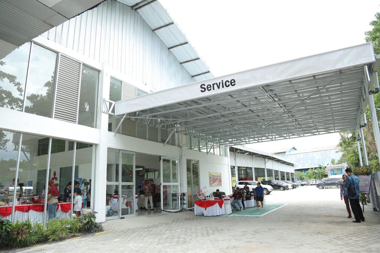 Mitsubishi Fuso Pangkalan Bun berdiri seluas 1.012,6 meter persegi dan tertata rapi