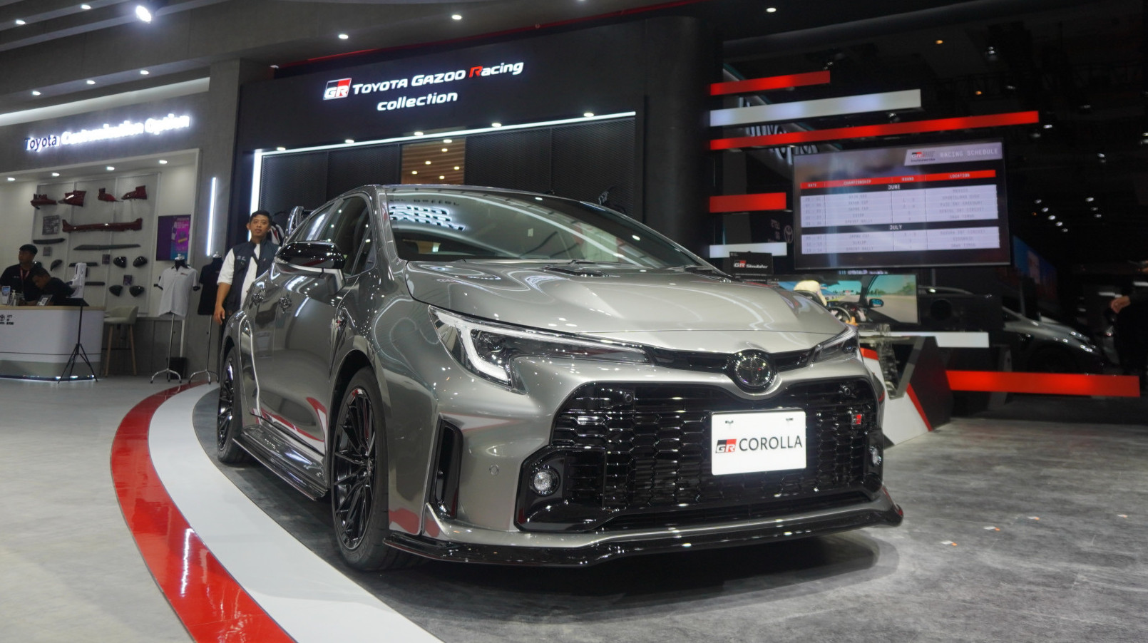 Toyota GR Corolla tampil sporty dan mempesona