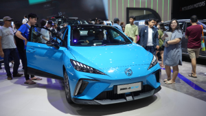 SPK MG 4 EV Selama Event IIMS 2024 Tembus 1.125 Unit, Wuling Binguo EV Apa Kabar?