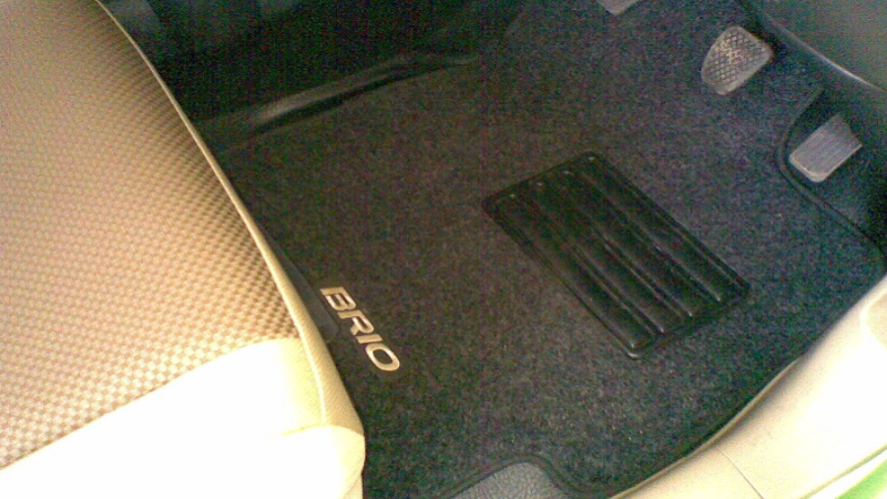 Tips memilih karpet mobil