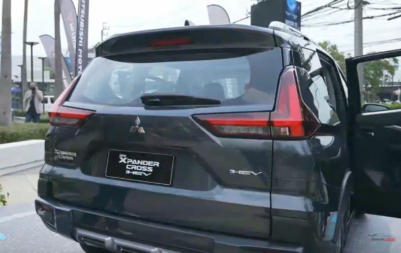 spesifikasi Xpander Hybrid