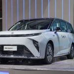 MG Perkenalkan Duet MG Maxus 9 dan MG ES EV