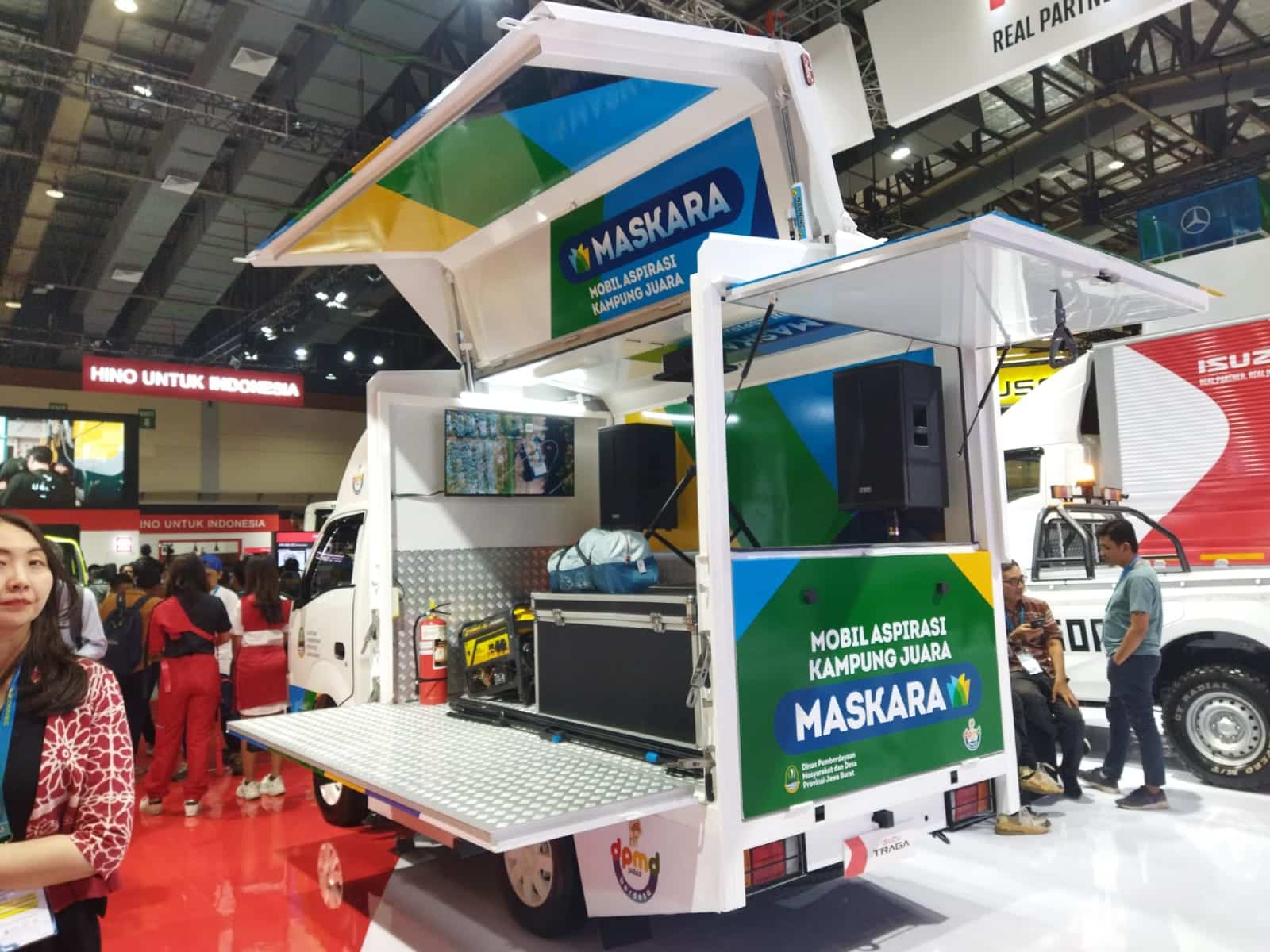 Isi Kabin Traga MASKARA