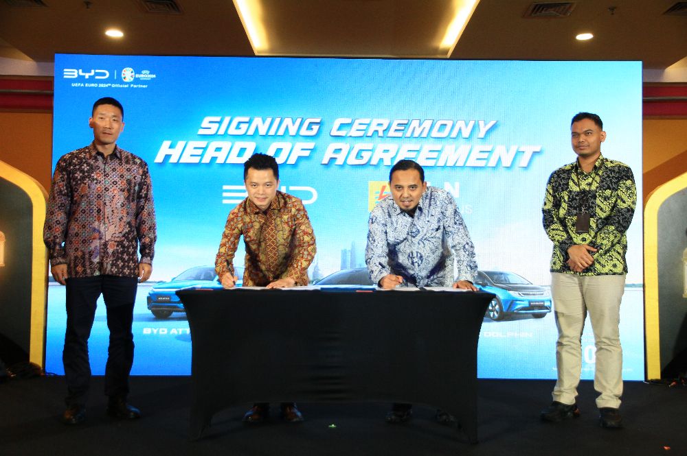 PLN Beli Fleet 10 Ribu Mobil Listrik BYD