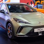 Perbedaan MG 4 EV XPower dan MG 4 EV Biasa, Diproyeksi Masuk Indonesia - Tuwaga