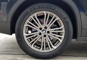 Tips Mengecek Kondisi Ban Mobil Sebelum Berangkat Mudik Lebaran