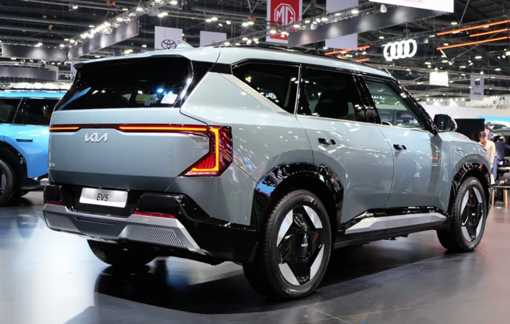 Spesifikasi Kia EV5, Jantung Penggerak dan Proyeksi Kemunculannya di Indonesia Spesifikasi Kia EV5 dan jantung penggerak