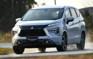 Perbandingan Tenaga Mitsubishi Xpander HEV vs Xpander Ultimate CVT