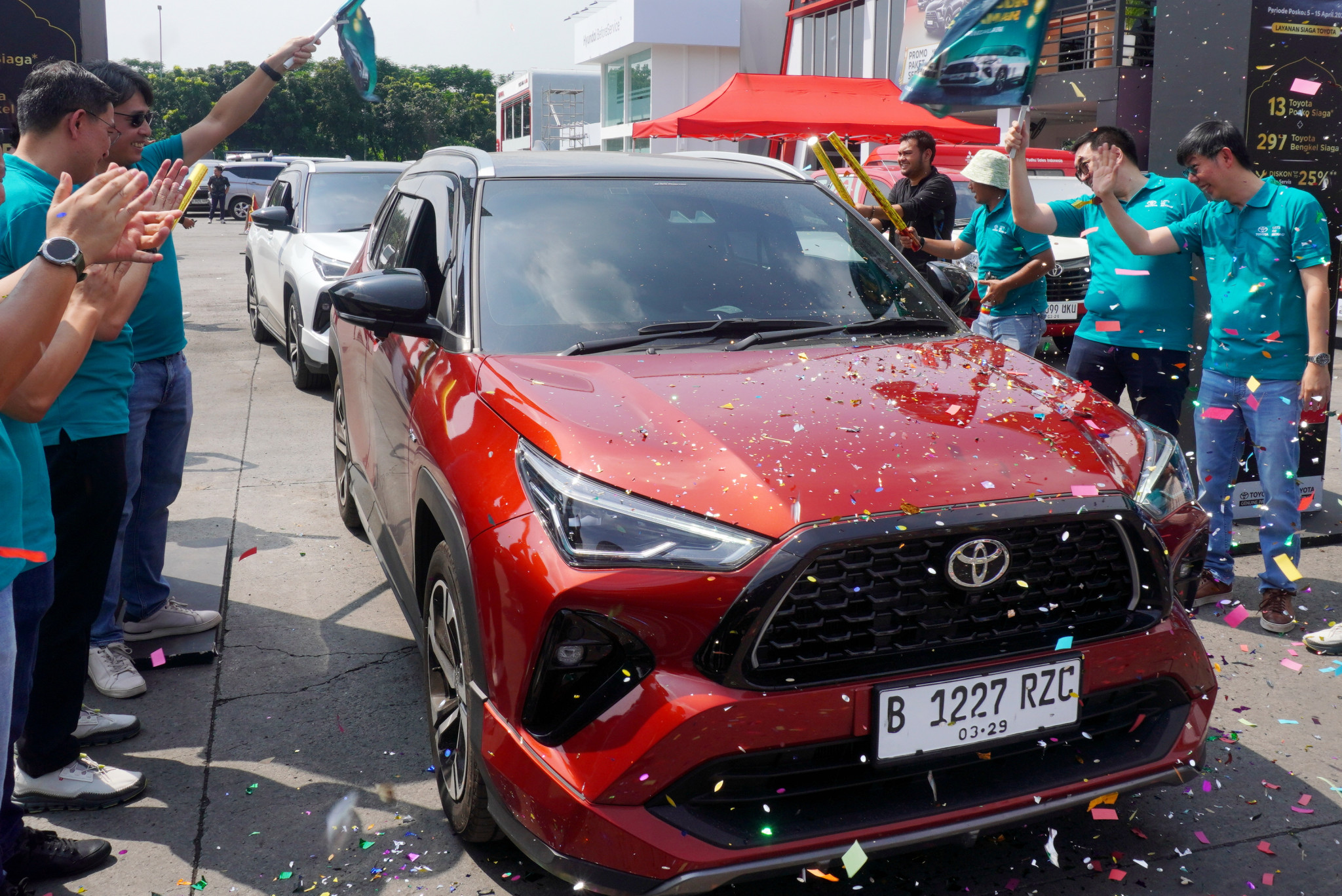 Layanan Siaga Toyota Beroperasi Lengkap Temani Mobilitas Mudik Lebaran 2024 Tak hanya mobil IEC dan Hybrid, Toyota juga jamin para pemudik yang menggunakan BEV Toyota