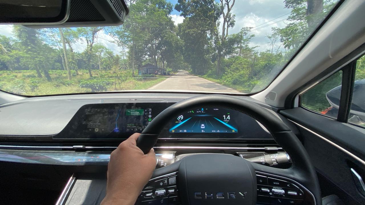 Test Drive OMODA 5 GT FWD