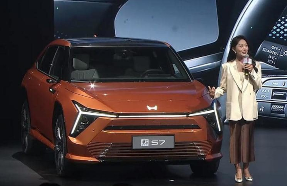 Ye Series Langkah Honda Mengadu Nasib Mobil Listrik di Cina