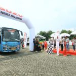 Mudik Gratis Isuzu, Berangkatkan 50 Keluarga ke Kampung Halaman