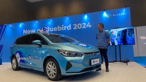PEVS 2024: BYD e6 Gen 2 Jadi Armada Taksi Bluebird, Argo Labih Mahal?