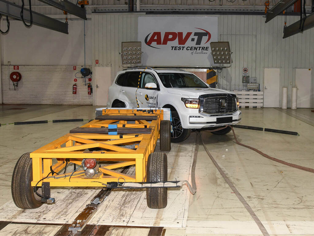 Lolos pengujian ANCAP dengan penghargaan keselamatan bintang 5