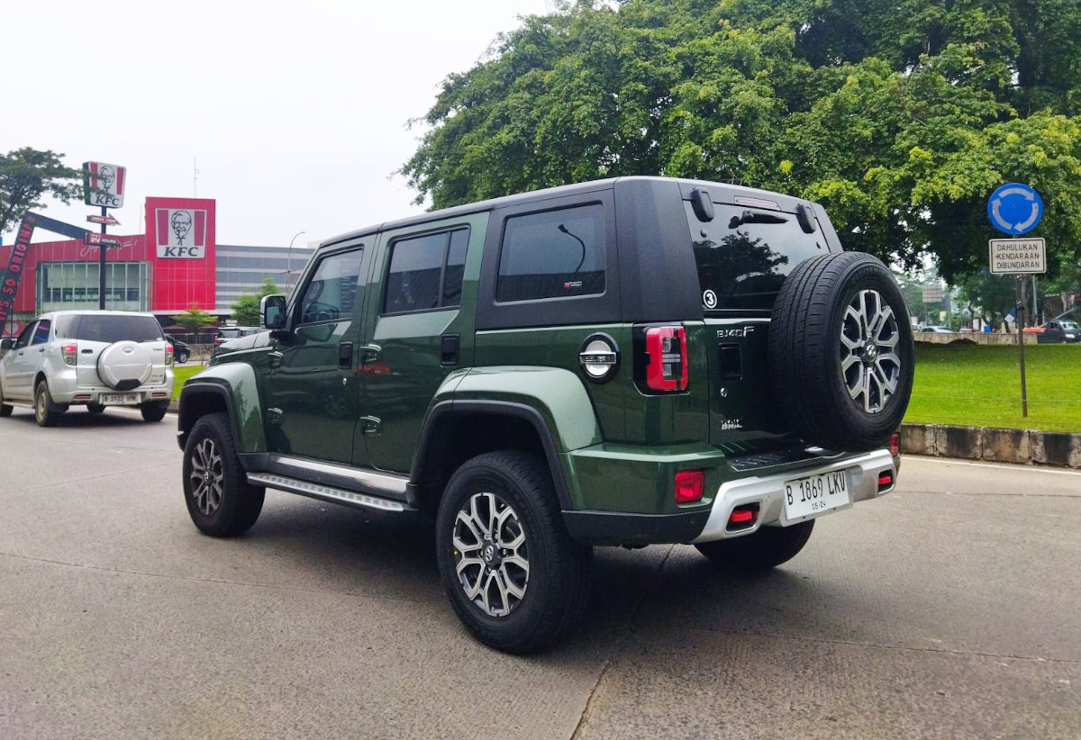 Cuma tersedia 1 pilihan mesin bensin 2.000cc 4 silinder