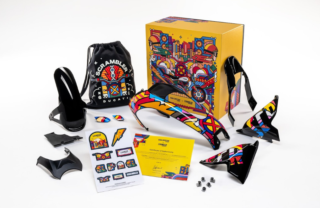 Scrambler Ducati Jadi Eksentrik Pakai Cover Kit Van Orton Design Cover kit dan koleksi baji Van Orton dikemas bertema "Land of Joy"