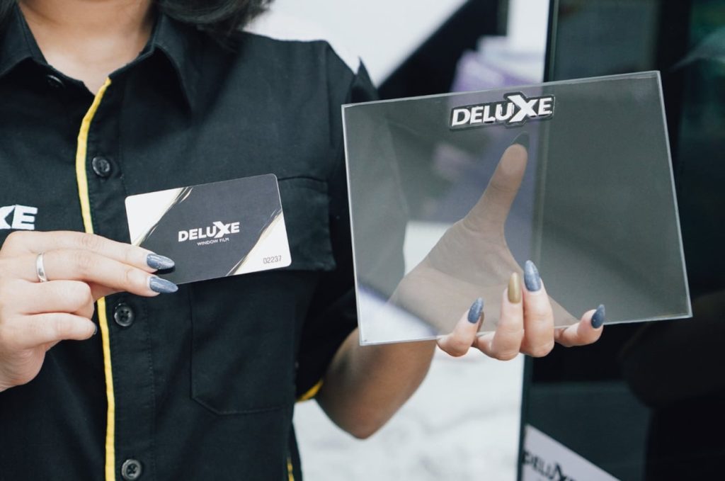 Kaca film Deluxe pamer 2 spesifikasi produknya
