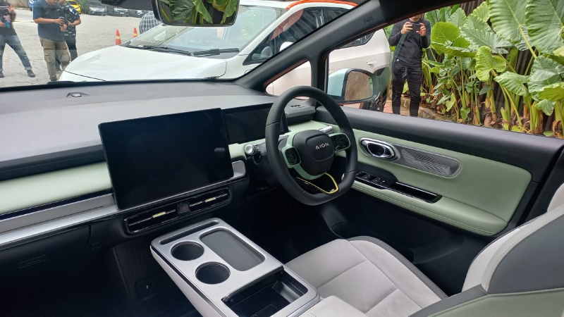 Beda Aion Y Plus versi Cina dan di Indonesia