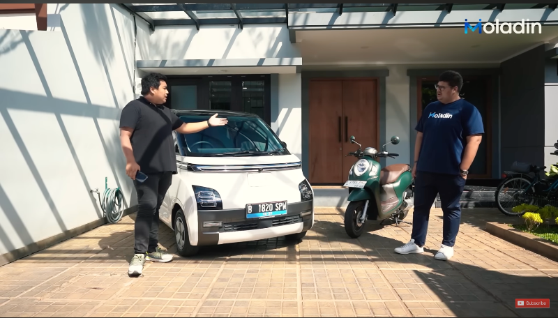 Mobil listrik murah vs motor sejuta umat