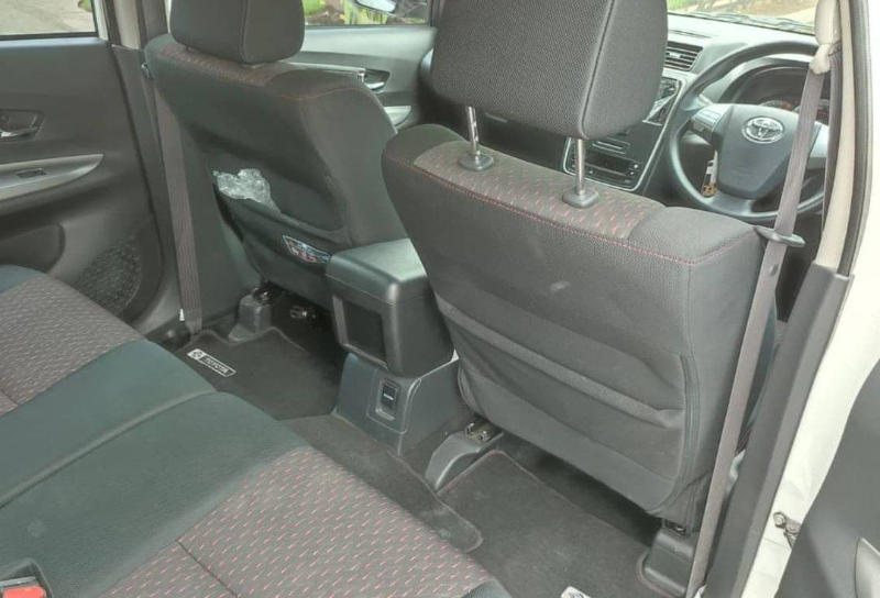 Komparasi Mobil Bekas Toyota Avanza Veloz Vs Mitsubishi Xpander Exceed 2018 avanza veloz vs mitsubishi xpander exceed 2018