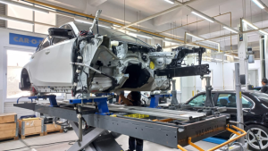 Program BMW MINI Assurance Beroperasi, Terima Perbaikan Mobil BMW Klasik!