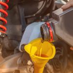 Tips Memilih Oli Mesin Motor agar Terhindar dari Kerusakan Serius - Tuwaga