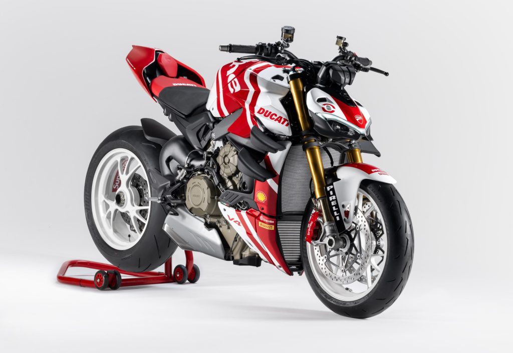 Spesifikasi Ducati Streetfighter V4 S kerjasama bareng Supreme