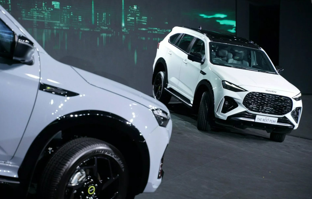 Isuzu MU-X 2025 hadir dengan ADAS lebih lengkap