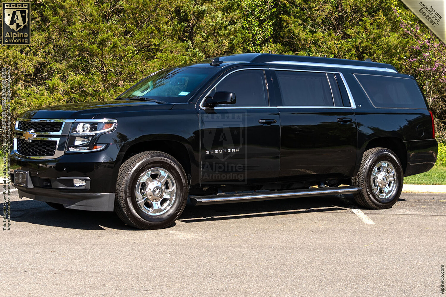 Mobil yang evakuasi Donald Trump