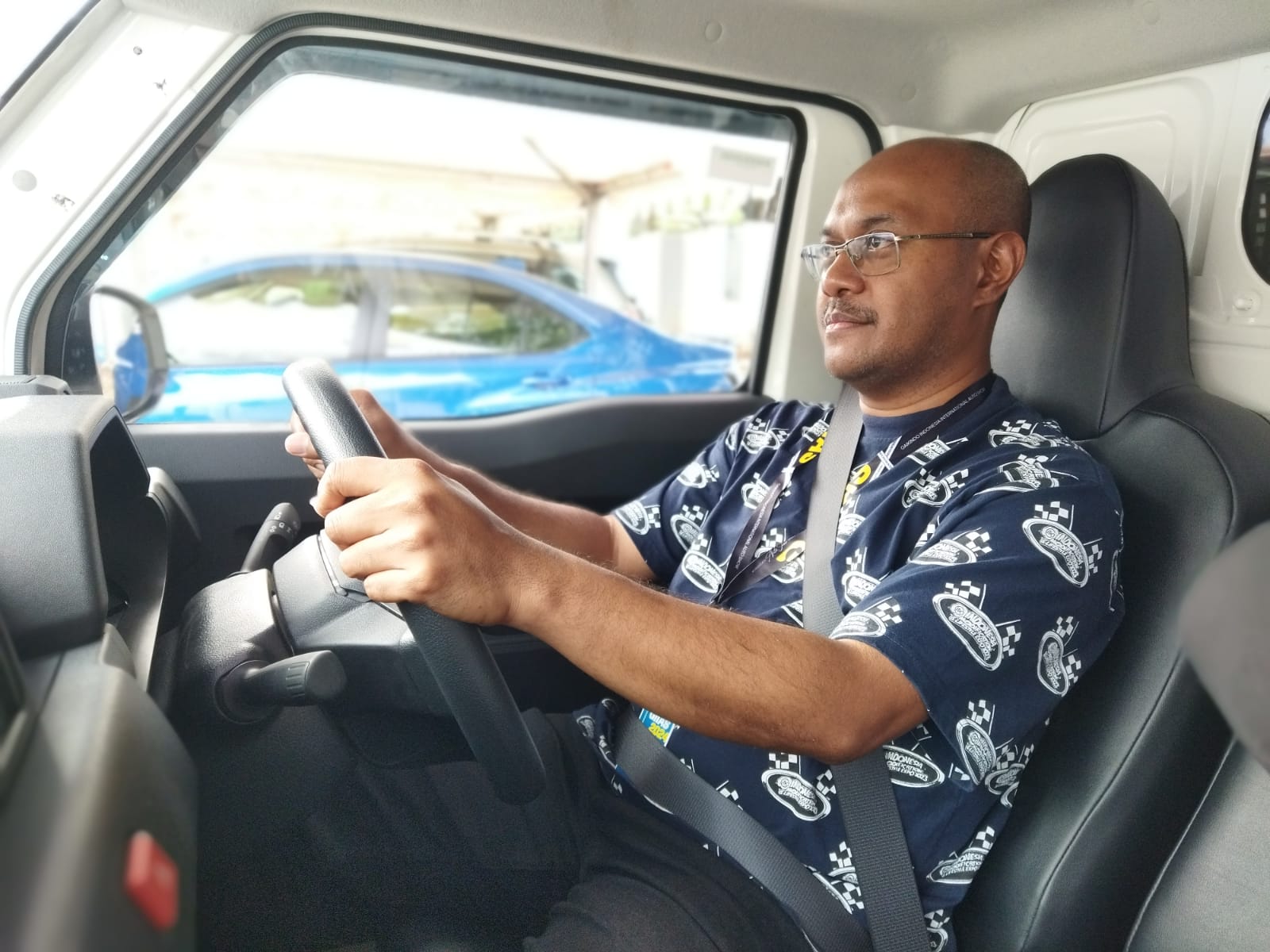 Ruang pandang Toyota Hilux Rangga luas