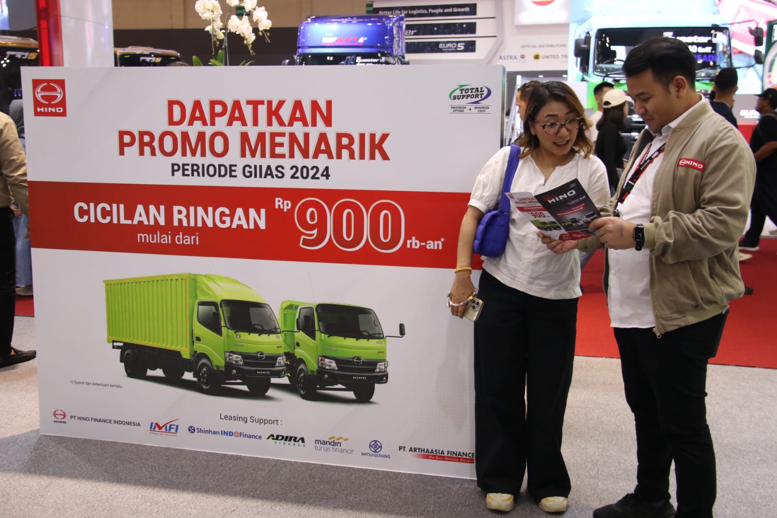 Cicilan ringan Rp 900 ribuan berlaku untuk seluruh varian truk Hino 300 baik itu untuk segmen cargo, dump, mixer dan microbus