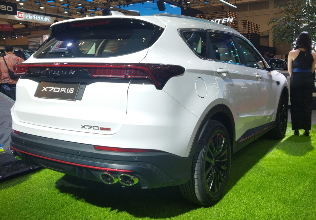 Ini Strategi Jetour Dashing dan X70 Plus Setir Kanan Hadir di GIIAS 2024 Buritan X70 Plus