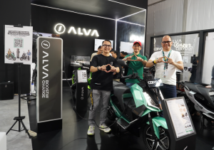 Punya Motor Listrik Alva Lebih Nyaman Pas Kongkow di Pizza Hut dan Kopi Kenangan, Ini Alasannya