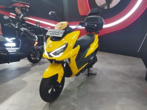 Motor Listrik Polytron FOX-R dan FOX-S Semarakkan GIIAS 2024 Dengan Banderol Menggoda