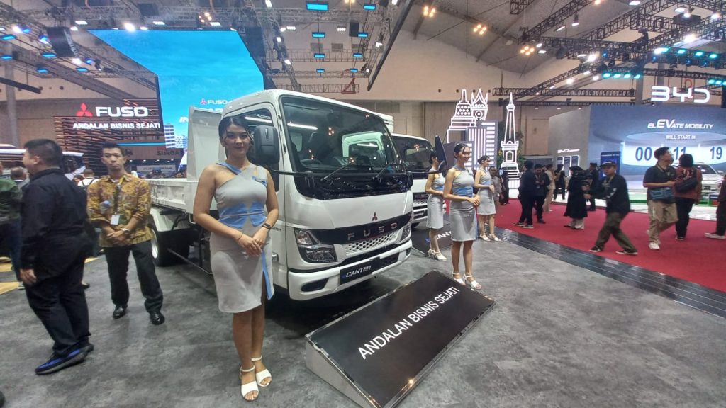 Harga Mitsubishi Fuso eCanter